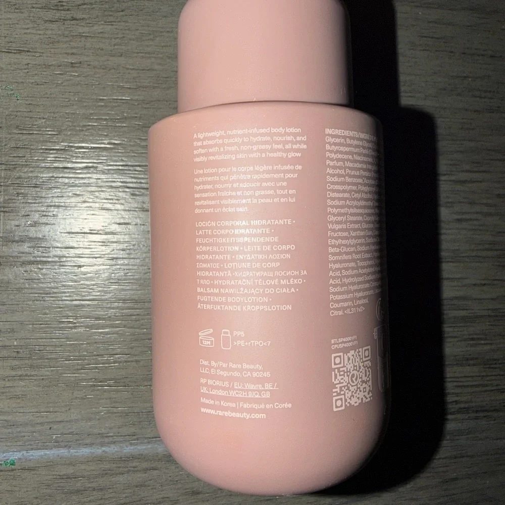 Rare Beauty Fresh Comfort Hydrating Body Lotion - Soft Pink - Picture 2 of 4